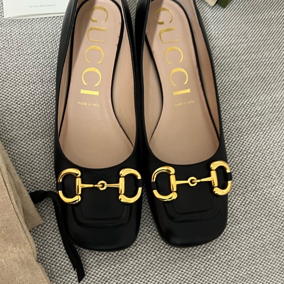 Gucci Shoes - Picture 2 of 3